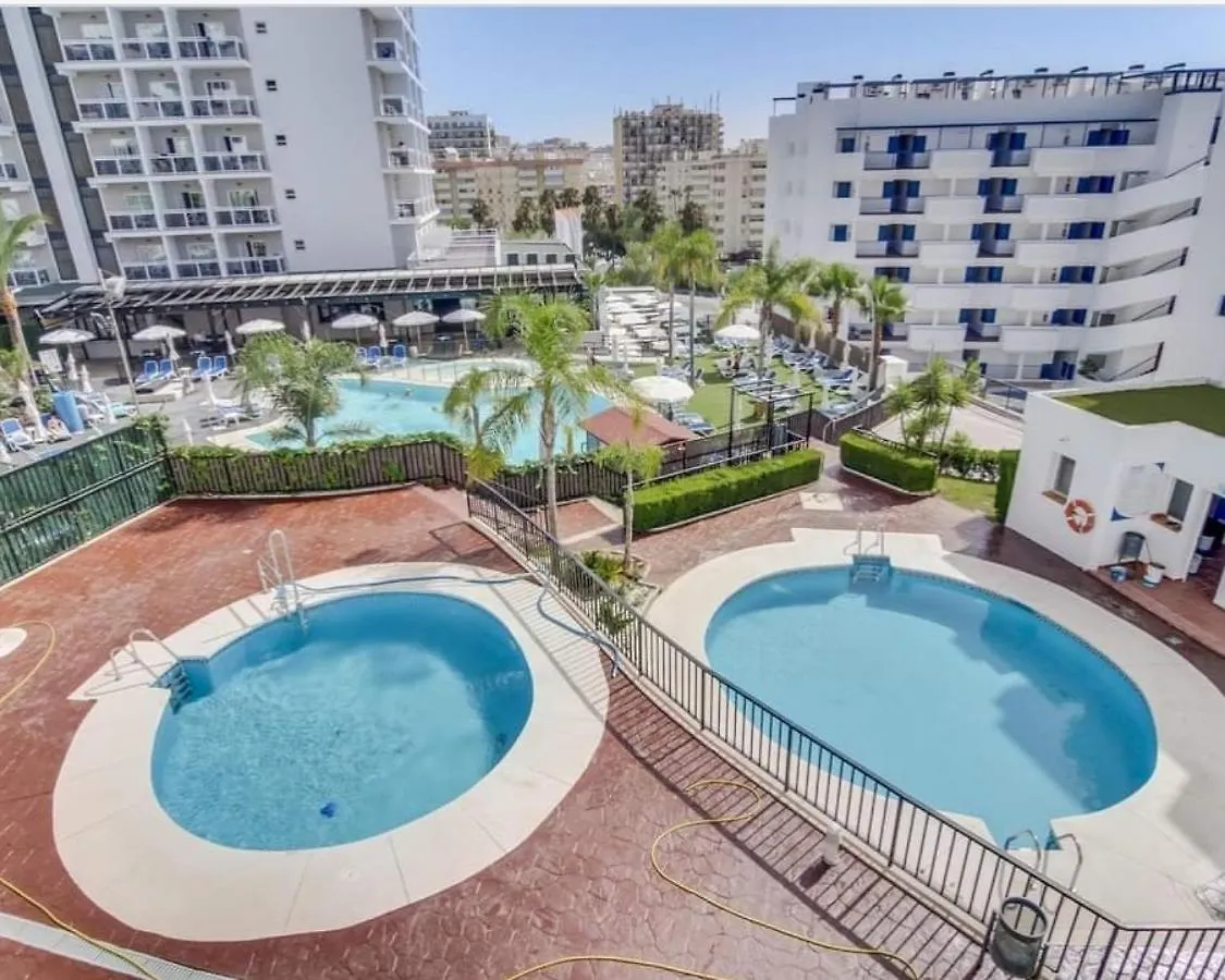 Benalmadenapartments Bbq Penthouse Patos Club